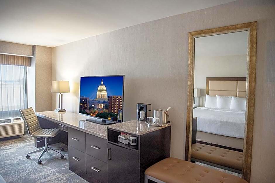 The Madison Concourse Hotel