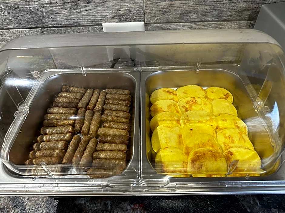 Super 8 by Wyndham Eau Claire WI