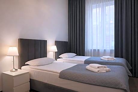 Twin Room with Shared Bathroom