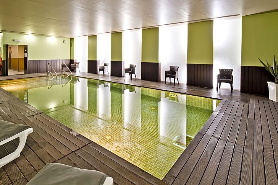 Golden Tulip Sao Joao da Madeira Hotel