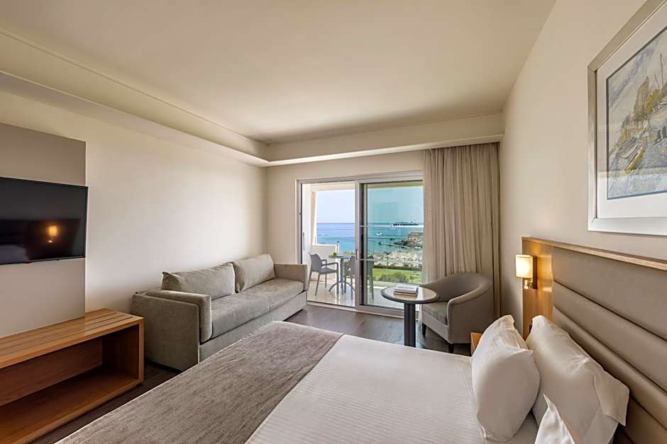 Foto 1 von 5 von Marina View Family Double Room