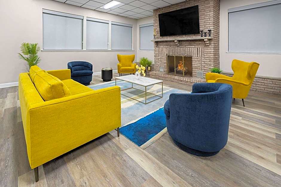 Super 8 by Wyndham Henrietta/Rochester Area