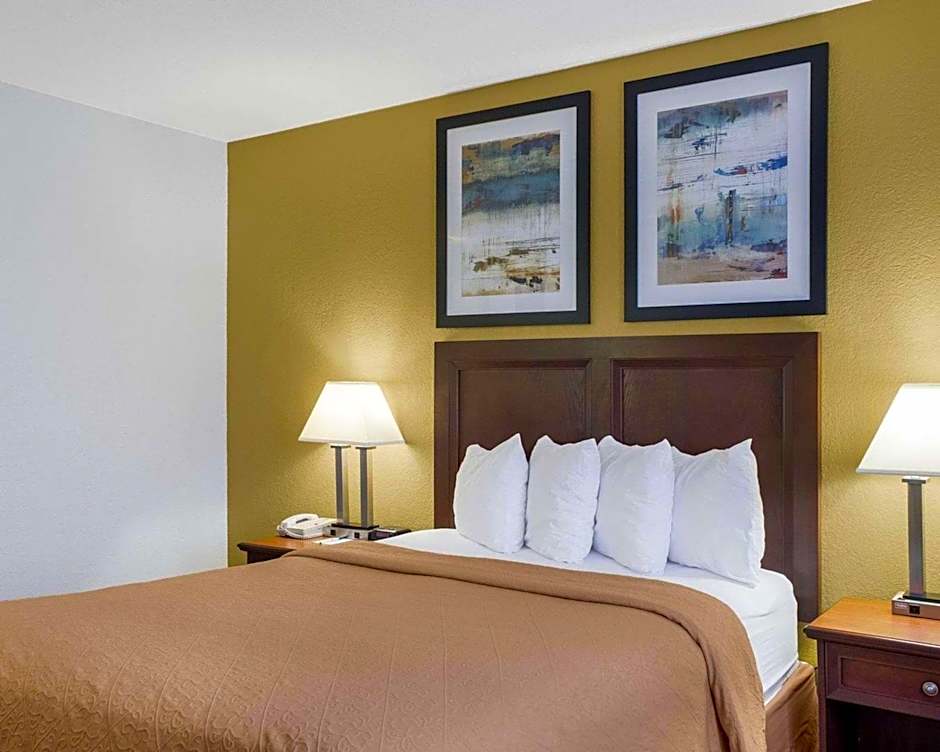 Quality Inn Oacoma - Chamberlain