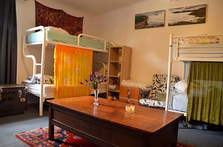 Flying Fox Backpackers