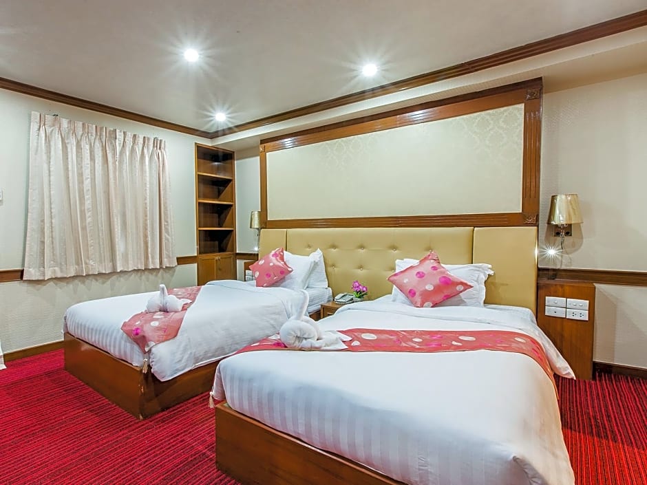 OYO 796 Paradise Sukhumvit Hotel