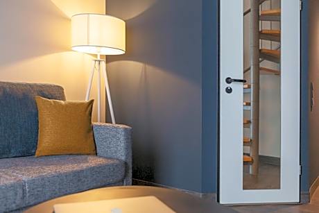 Premium Family Room with Queen Bed