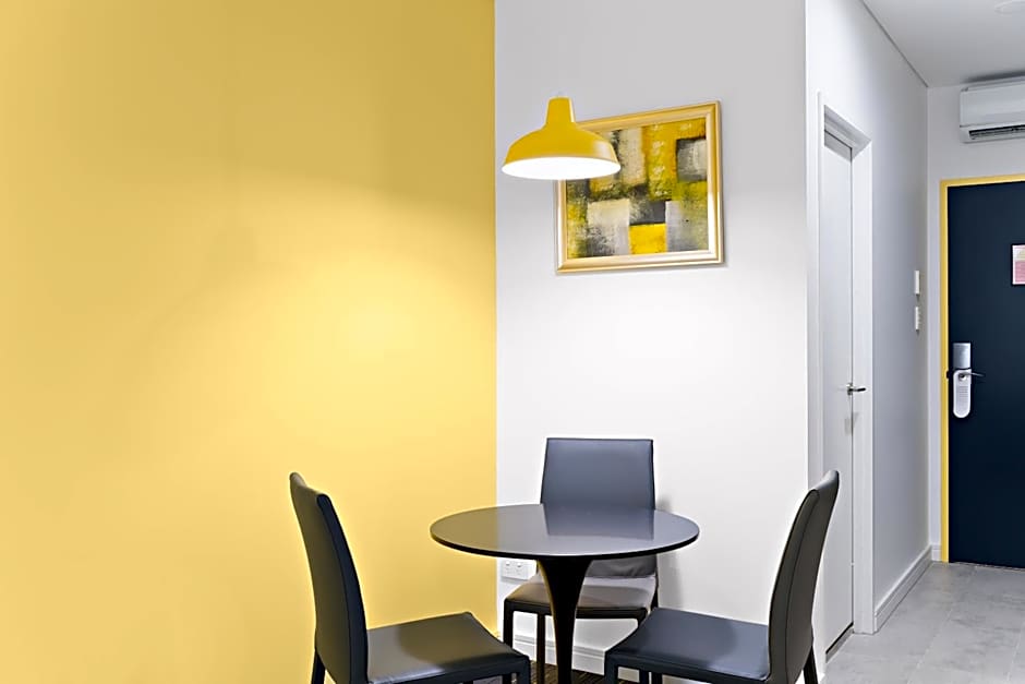 Value Suites Green Square