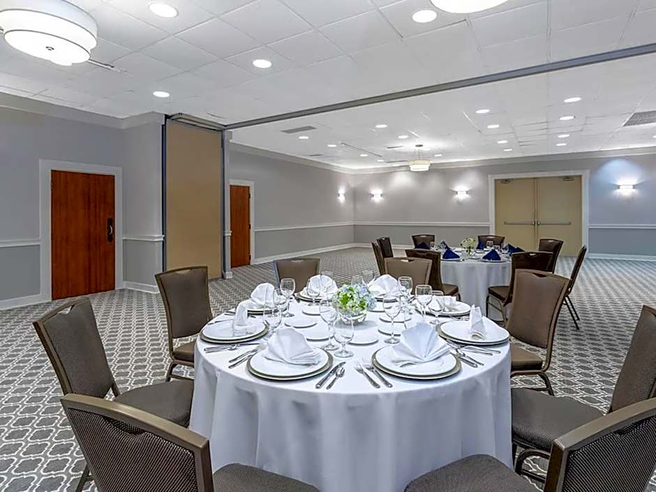 88 Palms Hotel & Event Center