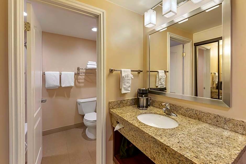 Best Western Plus West Covina Inn