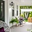 The Richard, The Edgartown Collection
