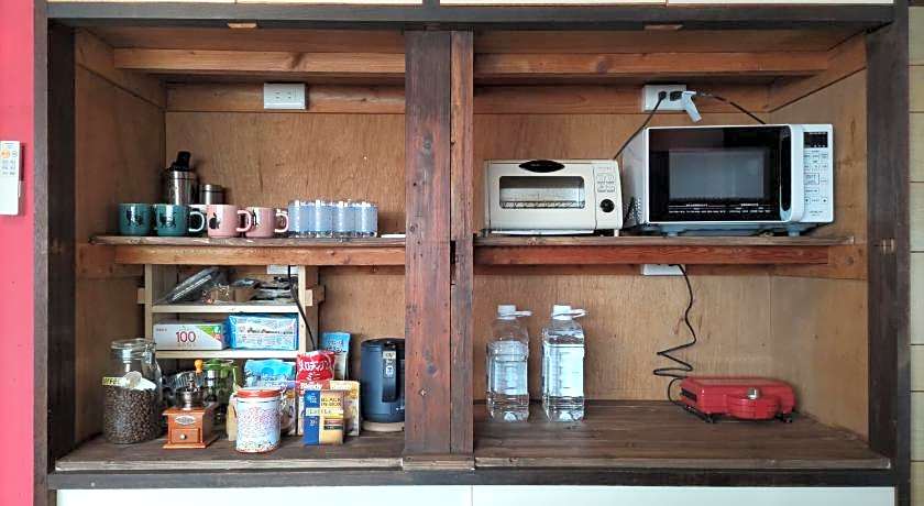 Guesthouse Bench