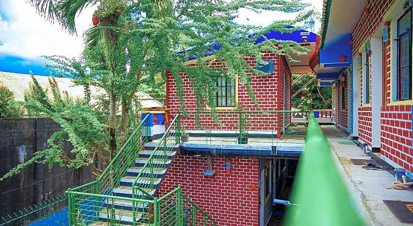 DMI Hotels and Apartments, Tabaco City Albay by RedDoorz