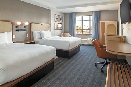 Standard Queen Room with Two Queen Beds