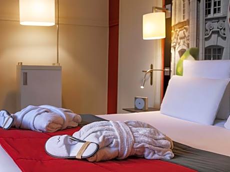 Suite with One Double Bed and One Sofabed