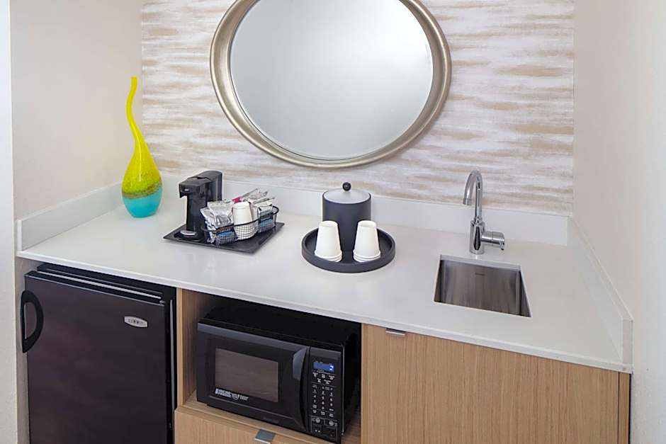 Hampton Inn By Hilton & Suites Downtown Miami/Brickell