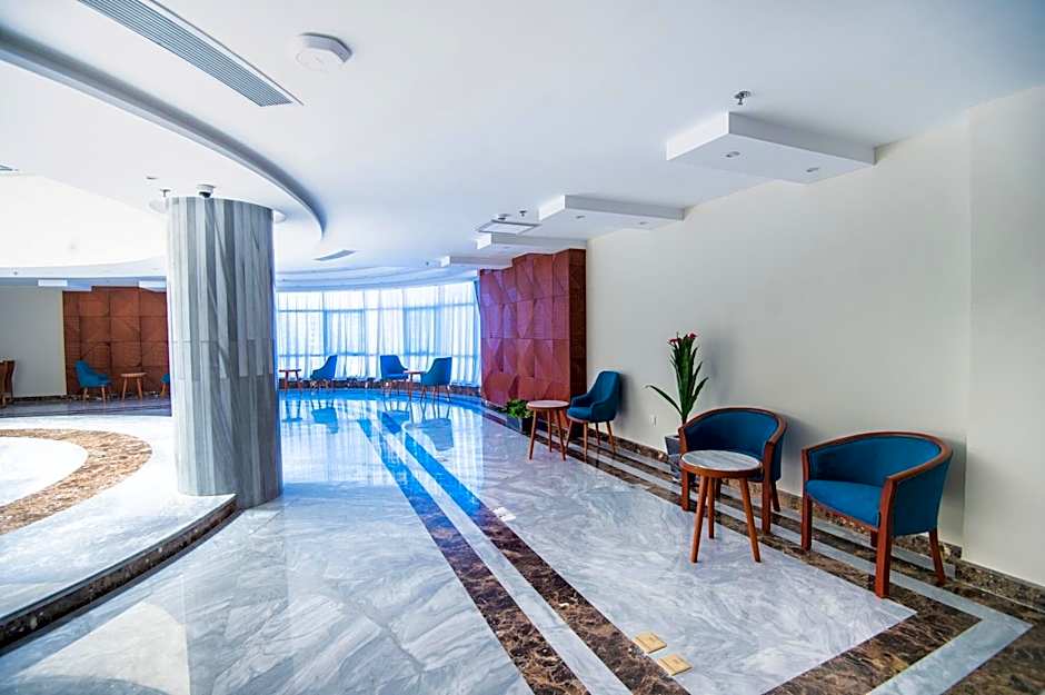 Lamar Azur Hotel