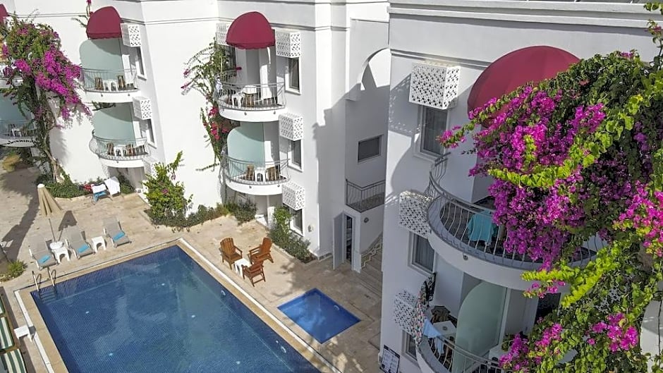 La Brezza Suite & Hotel