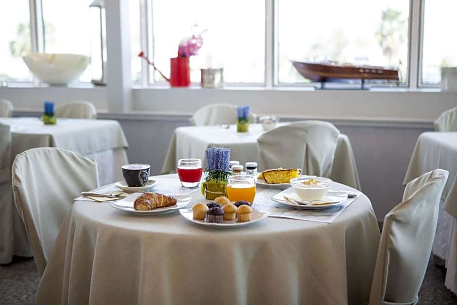 Best Western Maison B Hotel