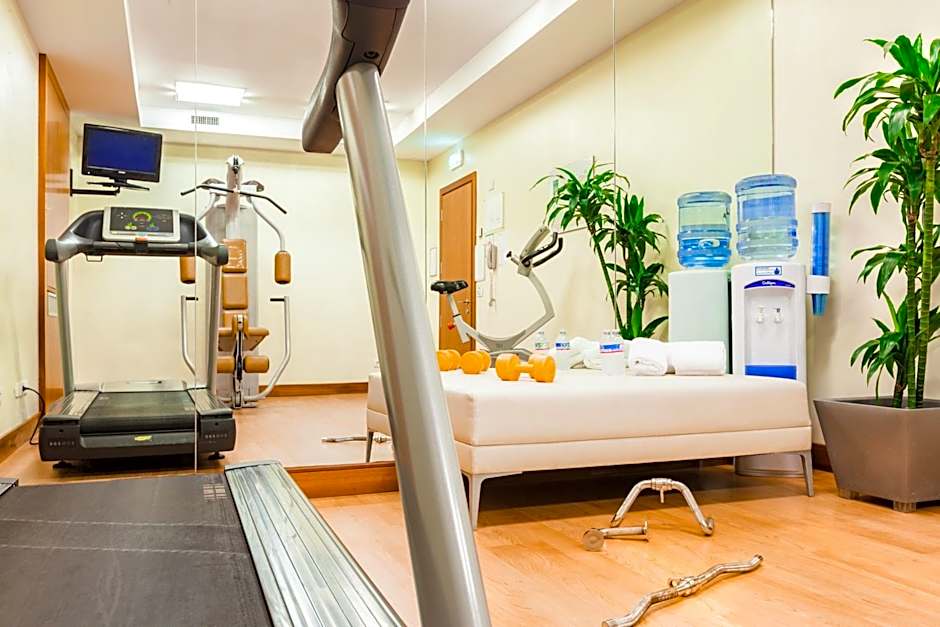 Holiday Inn Milan Garibaldi Station By IHG