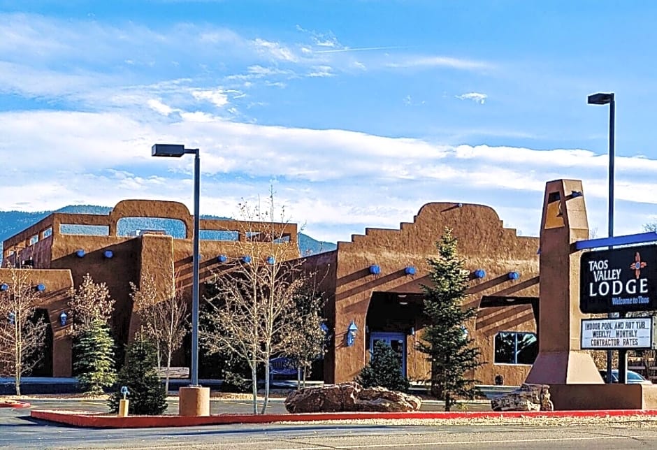 Taos Valley Lodge