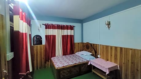 Adarsh homestay