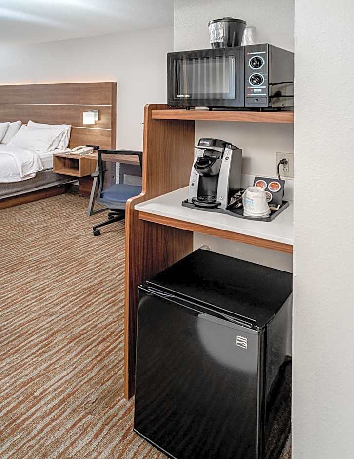 Holiday Inn Express and Suites Pikeville By IHG