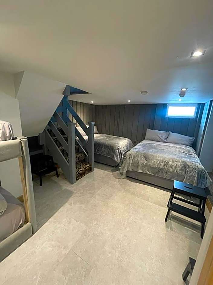 Belvedere Aparthotel - 83 Mount Pleasant