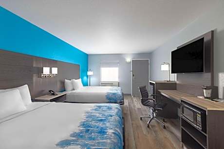 Queen Room with Two Queen Beds - Non-Smoking