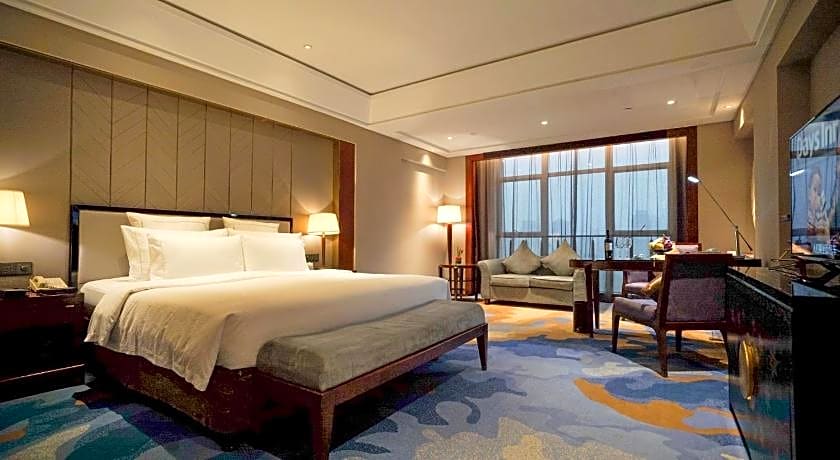 Wyndham Grand Plaza Royale Ningbo