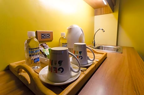 1 Queen Bed Accessible Room Non-Smoking