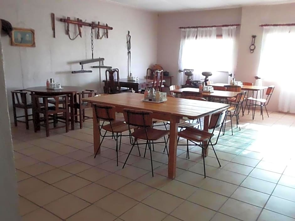 Thys'e Kombuis & Guest Farm