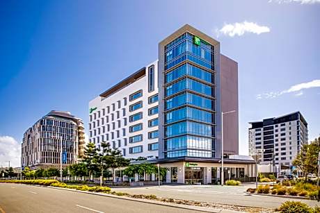 Holiday Inn & Suites Sunshine Coast by IHG