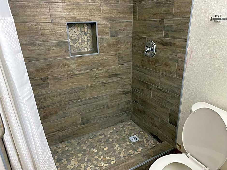 Texas Inn and Suites Raymondville