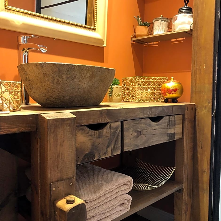MAISON La BOHEME Spa & Jacuzzi