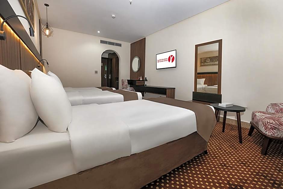 Photo 1 of 5 of Triple Room