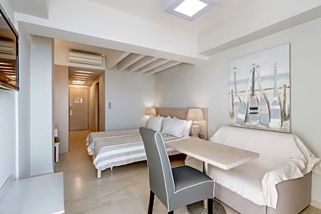 SUPERIOR ROOM SEA VIEW