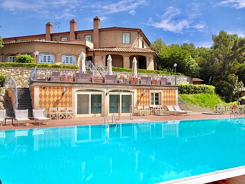 ISA-Residence with swimming-pool in Monteverdi Marittimo