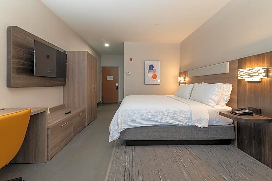 Holiday Inn Express Hotel & Suites Hampton South-Seabrook By IHG