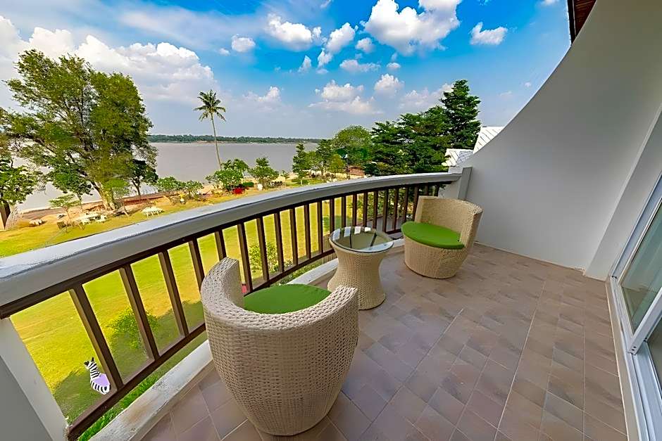 Vieng Khong Hotel