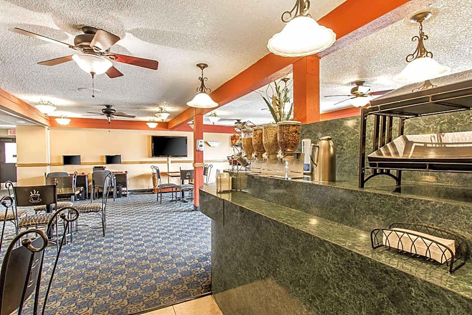 Brentwood Inn Clinton