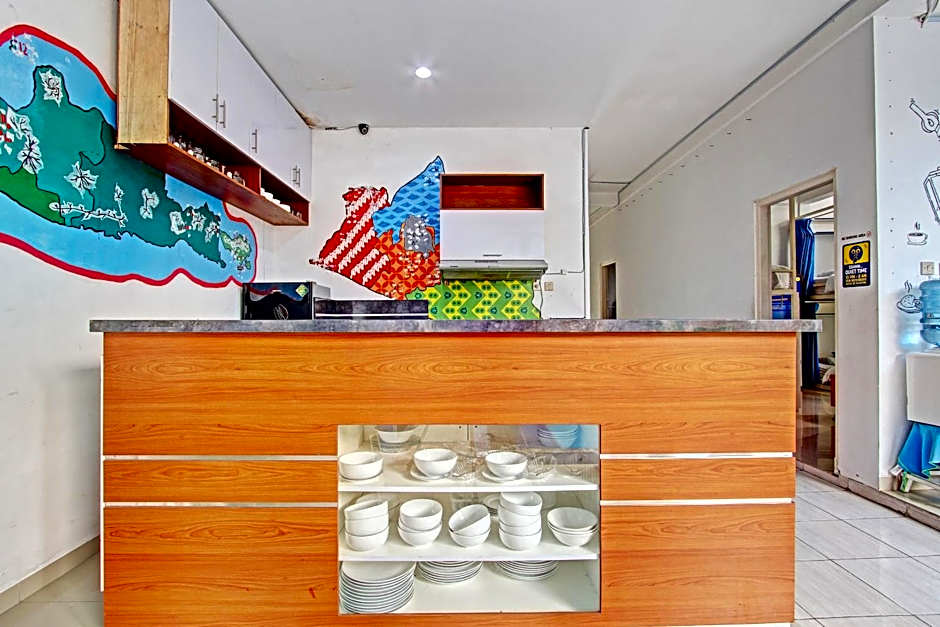 OYO 91952 Oase Hostel