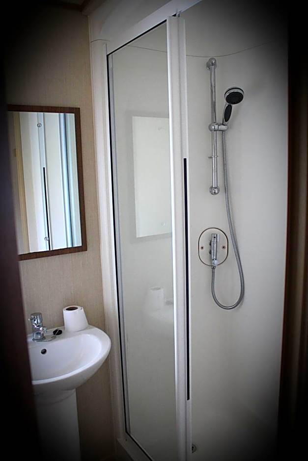 3 Bed Static Caravan @ Hoburne Devon Bay