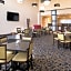 Holiday Inn Express & Suites Bucyrus by IHG