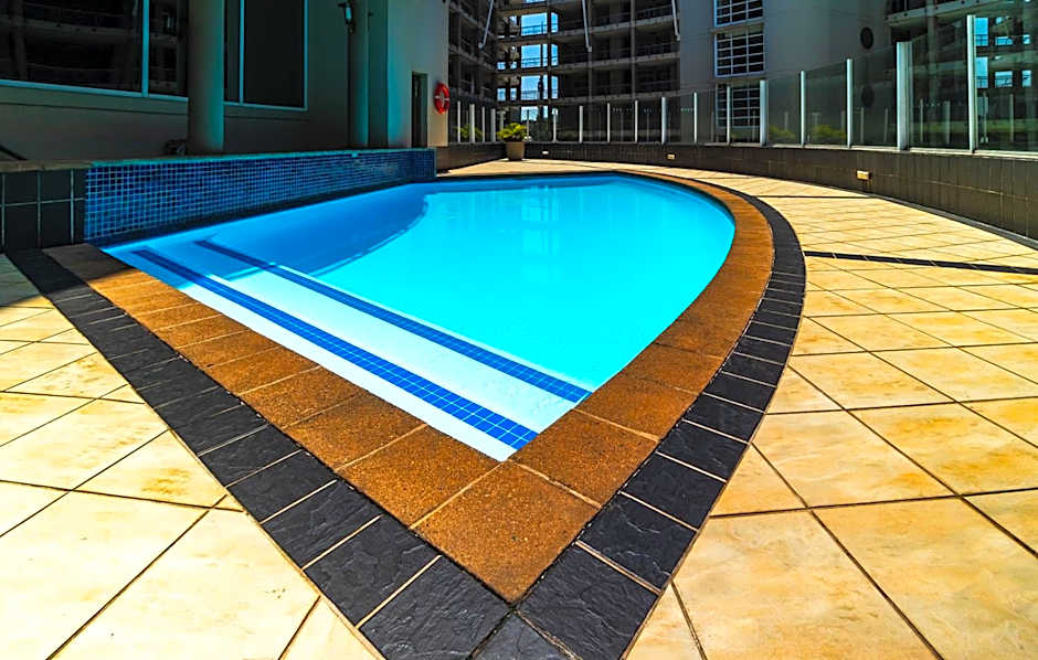 Stunning Sails on Point G403