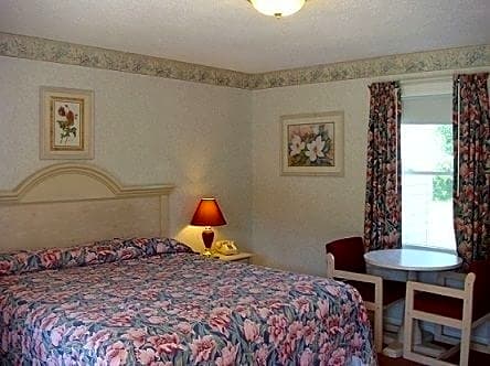 Rocky River Inn