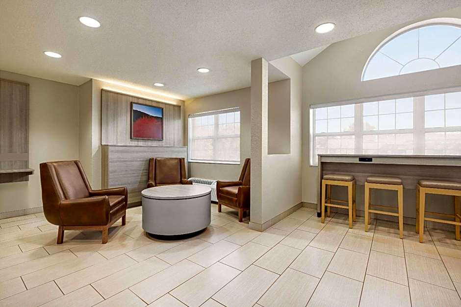 Microtel Inn & Suites By Wyndham New Ulm