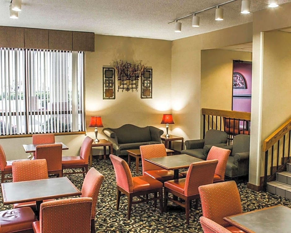Quality Inn Roanoke near Lake Gaston
