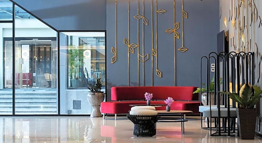 Centara Life Hotel Bangkok Phra Nakhon