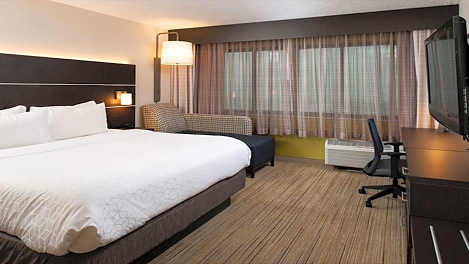 Holiday Inn Express Cincinnati West By IHG