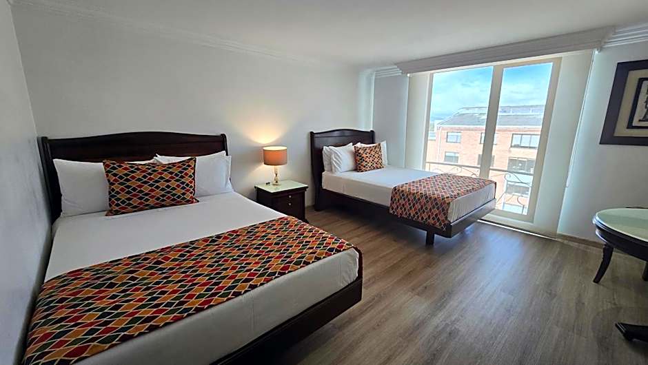 Hotel Embassy Park